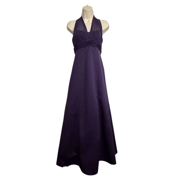 David's Bridal Plum Bridesmaid Prom Halter floor Length Dress Size 2 - Picture 2 of 12